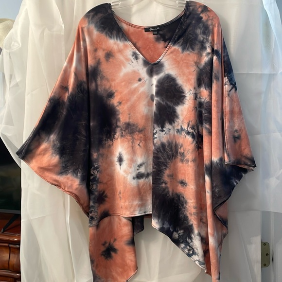 Blue/peach/cream one size shirt - Picture 1 of 6